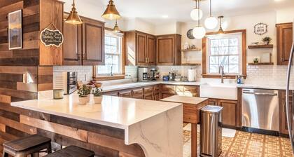 Quaint Elkton Home Near Shenandoah National Park!