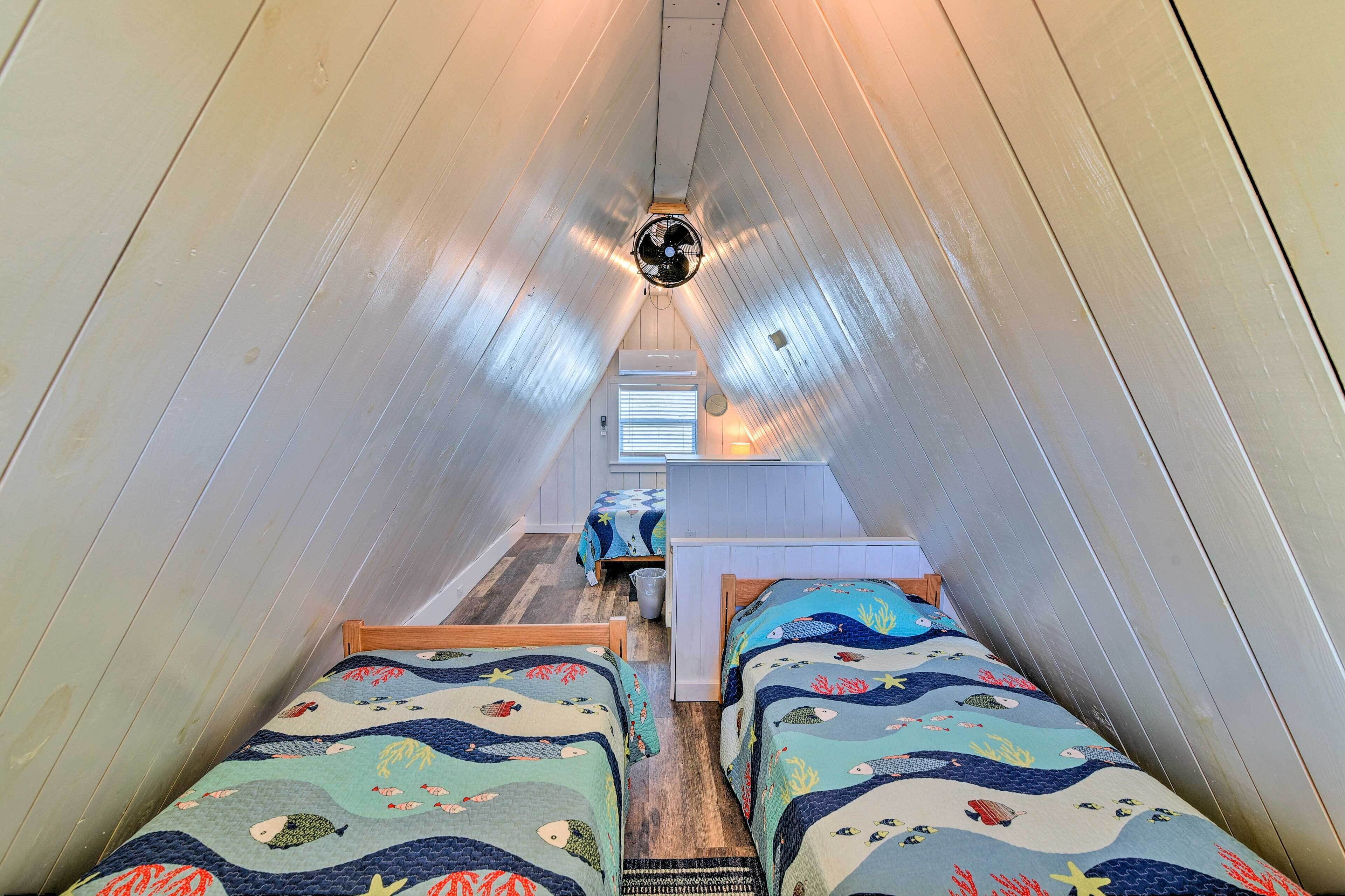House (2 Bedrooms) | Interior