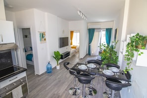 Apartment | Private kitchen | Fridge, microwave, oven, stovetop - Tropical Oasis in North Al Ahyaa, Hurghada (Hurghada)