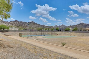 Apartment (2 Bedrooms) | Interior - Phoenix Townhome w/ Pool Access, 13 Mi to Old Town (Phoenix)