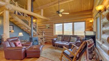 House (1 Bedroom) | Interior