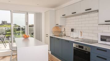 Fridge, dishwasher, electric kettle, toaster