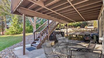 Apartment (1 Bedroom) | Interior