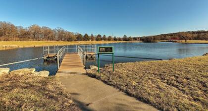 Charming Hideaway w/ Patio: 3 Mi to Kansas State!