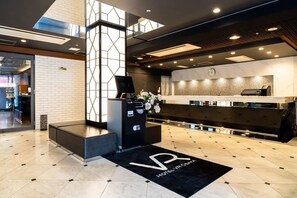 Reception - Hotel LiVEMAX Umeda Central (Osaka)