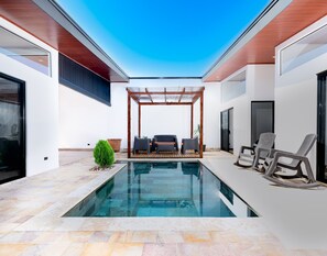 Piscina a l'aire lliure 