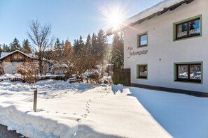 A snow-covered outdoor area with a building labeled 'Haus Gehrenspitzle.'