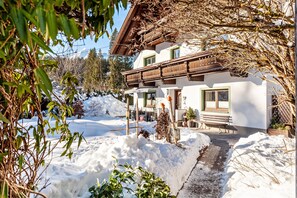 Exterior - Apartment "Arnika" with Mountain View, Shared Garden & Wi-Fi (Leutasch)