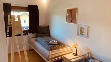 2 bedrooms, free WiFi, bed sheets