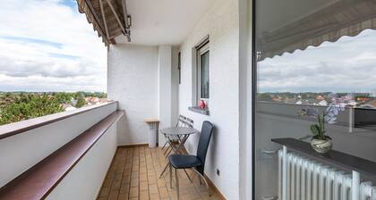 Apartment 'Bruchköbel 2 auch Für Monteure' with Balcony and Wi-Fi