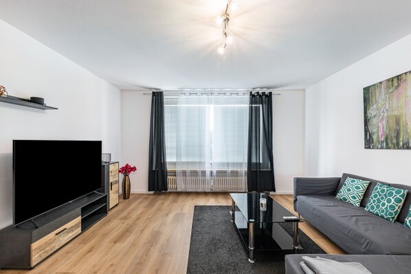 تلفزيون، خدمات بث