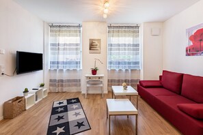 TV - Apartment 'Am Bach' with Wi-Fi (Rheinfelden-Nollingen)