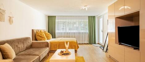 TV, streaming services