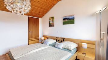 1 Schlafzimmer, BĂŒgeleisen/BĂŒgelbrett, kostenloses WLAN, BettwĂ€sche