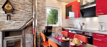 Apartment 'Klug' with Mountain View, Private Terrace and Wi-Fi