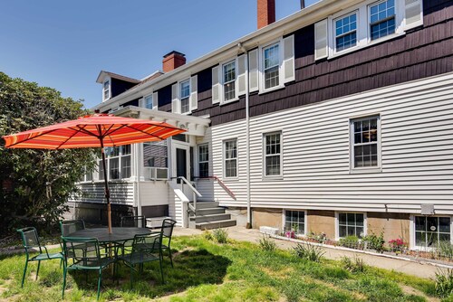 Warren Vacation Rental, Walk to Warren Town Beach