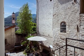 Property grounds - Serenata room 2, Cavigliano, Centovalli, Switzerland (Cavigliano, Centovalli)