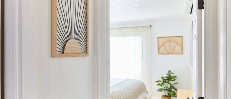 2 chambres, fer et planche à repasser, Wi-Fi, draps fournis