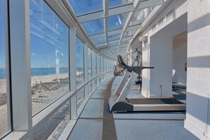Enjoy expansive ocean views from the comfort of this well-designed corridor.
