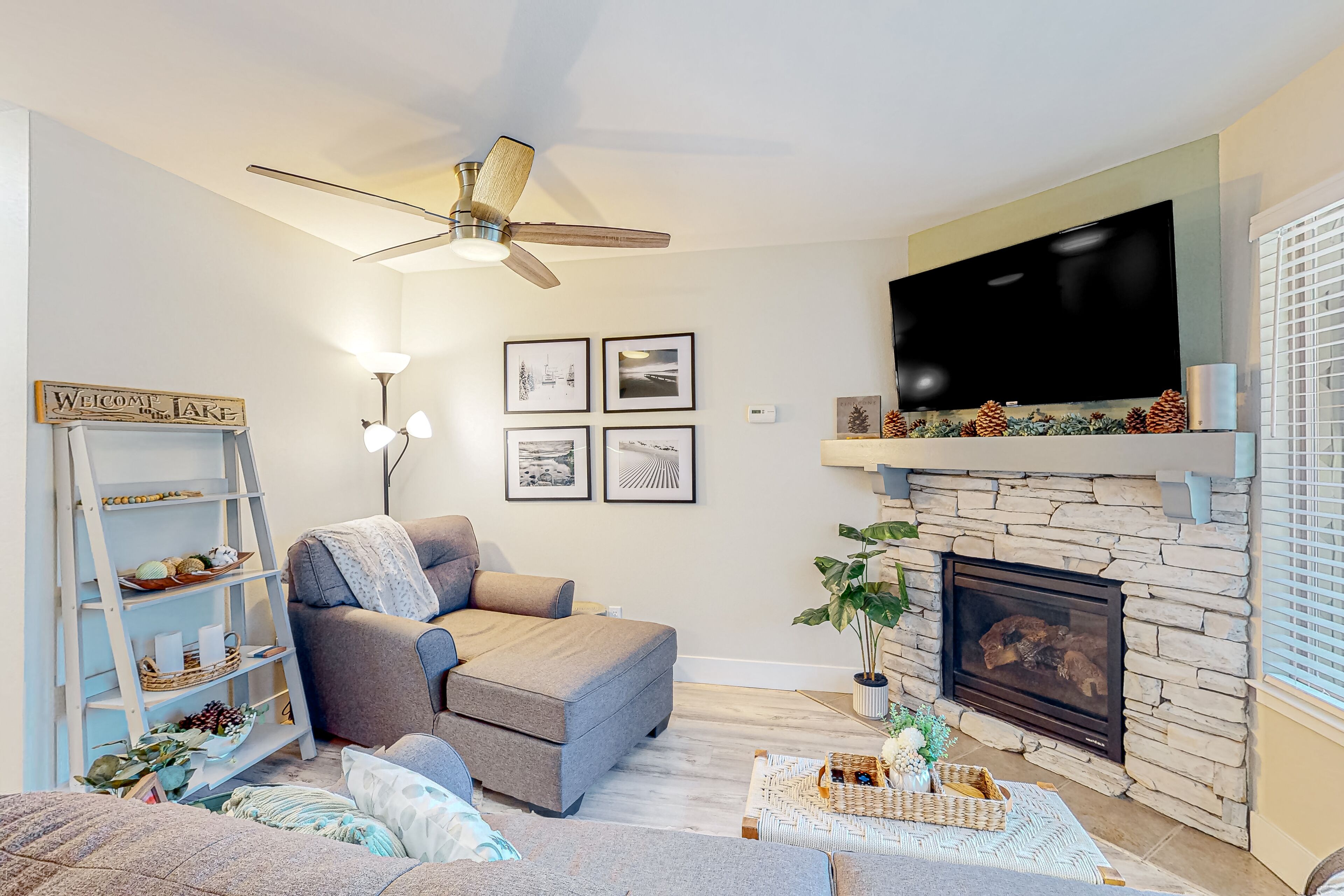 Tranquil condo in Stateline, sleeps 4