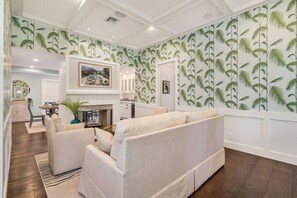 Interior - The Royal Palms Estate  I By Hotel Home Stays (West Palm Beach)