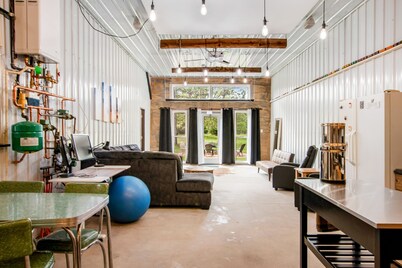 Barn & cabin with firepits, grills, foosball, kayaks, home theater, & 2 kitchens
