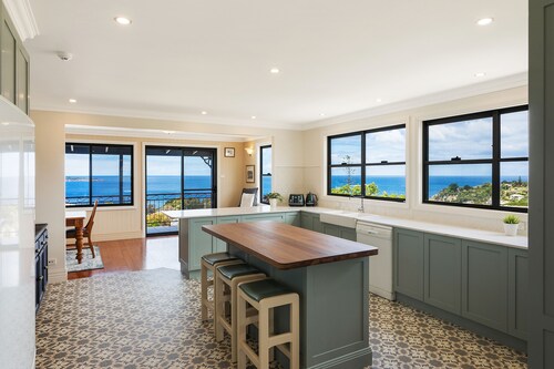 Ultimate Sea View Apartment