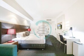 Premier appartement | 1 slaapkamer, een laptopwerkplek, een strijkplank/strijkijzer