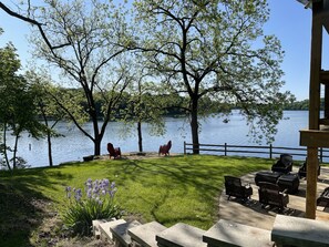 Terrace/patio - Spacious Apple Canyon Lake home - just minutes from Galena, Illinois (Apple River)