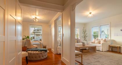 NEW Best LOCATION in Downtown Edmonds