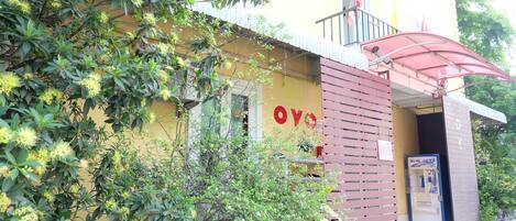 Fachada da propriedade