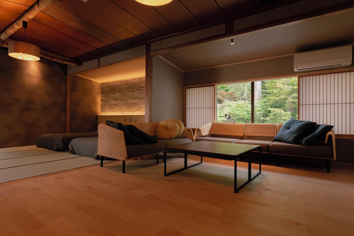 Renewal Main Building (2~4) | Free WiFi, bed sheets