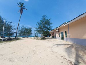 Front of property - OYO 90799 Sharhan Residence (Kota Bharu)