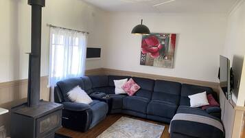 Smart TV, fireplace, video games, DVD player