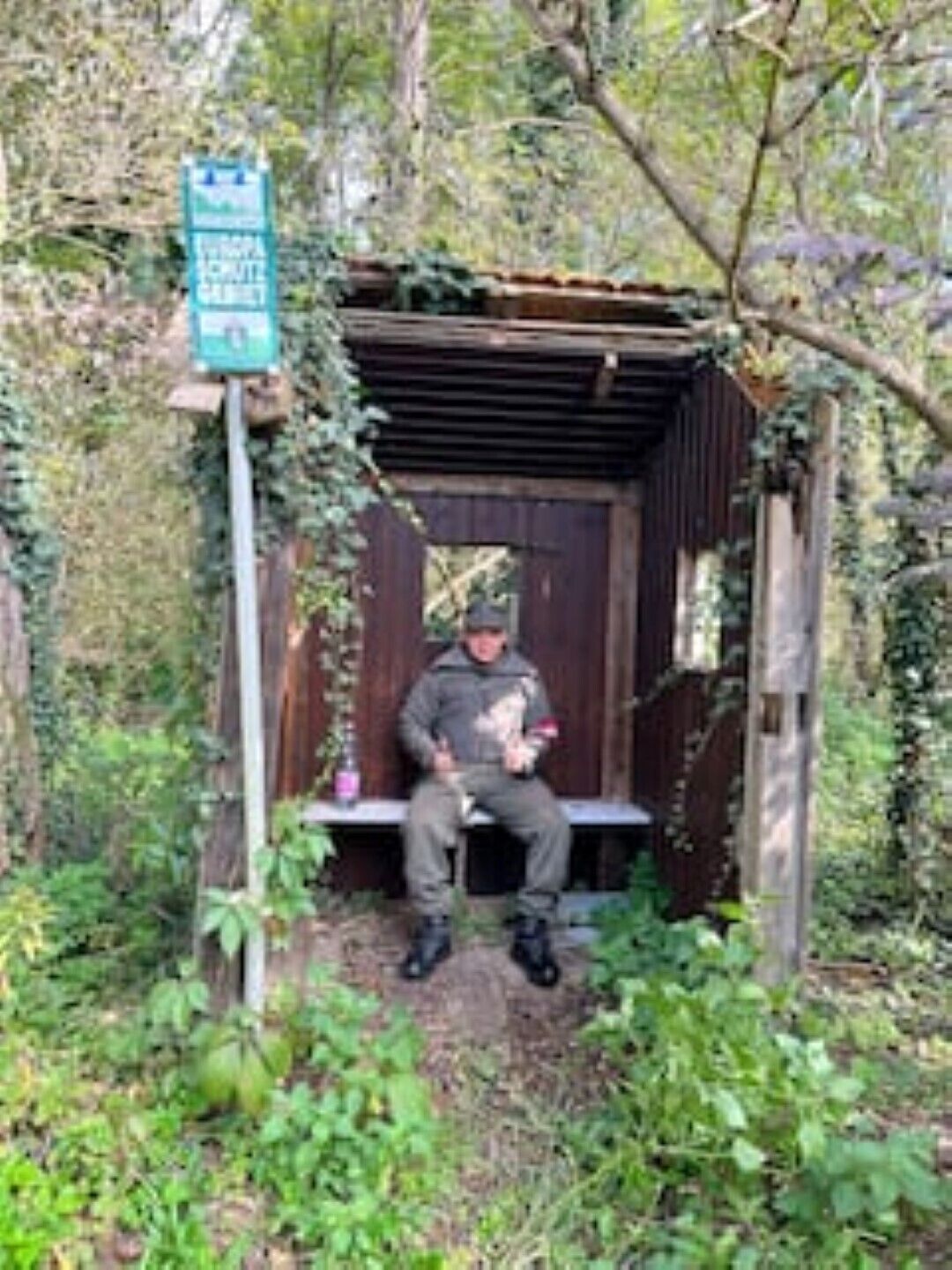 المنطقة المحيطة بالمنشأة