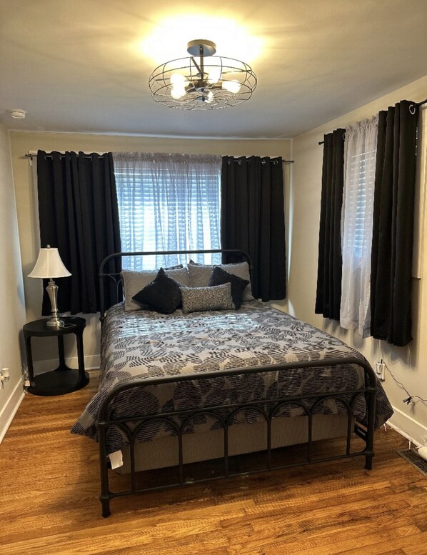 1 bedroom, iron/ironing board, free WiFi, bed sheets