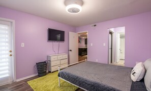 2 habitaciones, tabla de planchar con plancha y wifi gratis 