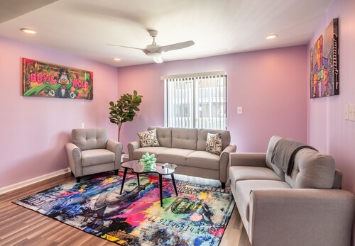 Comfortable Condo in the Heart of Huntsville