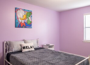 2 habitaciones, tabla de planchar con plancha y wifi gratis 