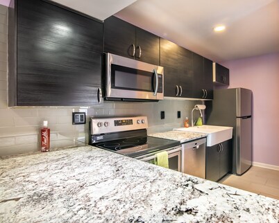 Comfortable Condo in the Heart of Huntsville