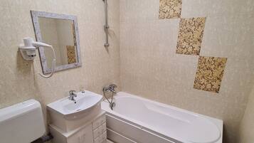 أحواض استحمام، مجففات شعر، مناشف