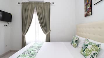 3 bedrooms, desk, free WiFi, bed sheets