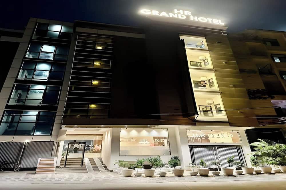 HR Grand Hotel