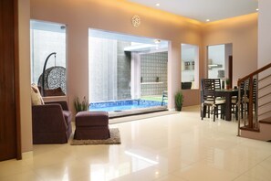 Piscine couverte