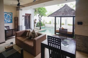 Villa, 1 Bedroom | Meja, seterika/papan seterika, Wi-fi percuma, cadar katil 