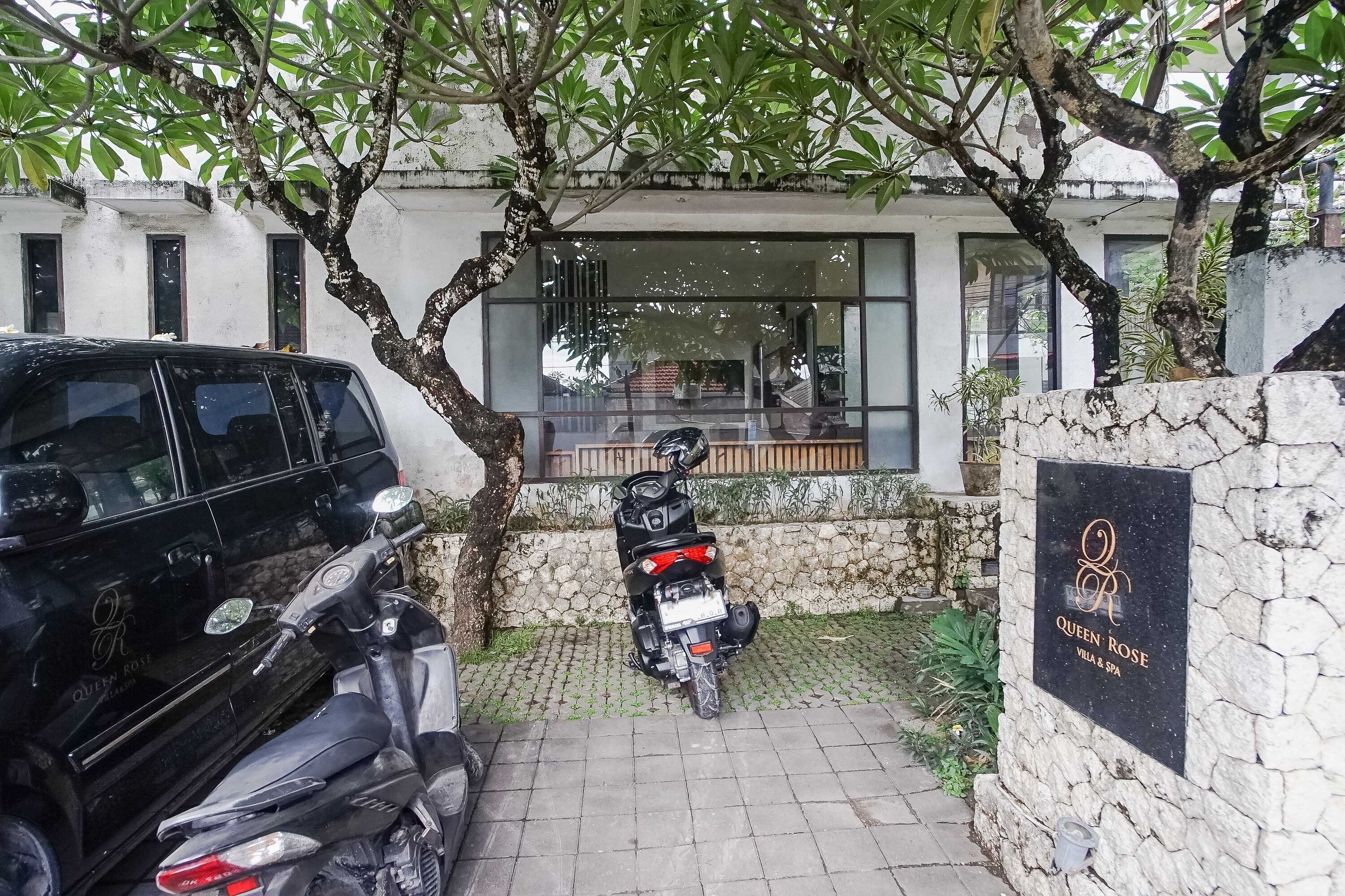 Fachada de la propiedad