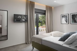 3 bedrooms, free WiFi - Stylish Villa with Pool (Labin)