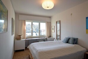 1 bedroom, iron/ironing board, free WiFi