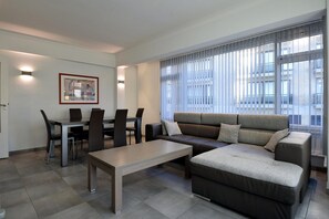 Smart TV, DVD player