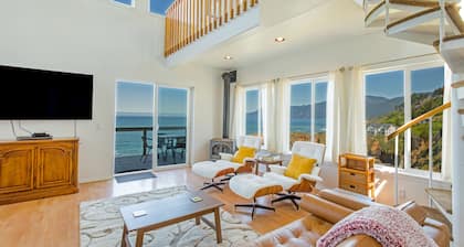 Exquisite Oceanview! by OceanviewHotTubs Tesla Charging Shelter Cove Oceanfront